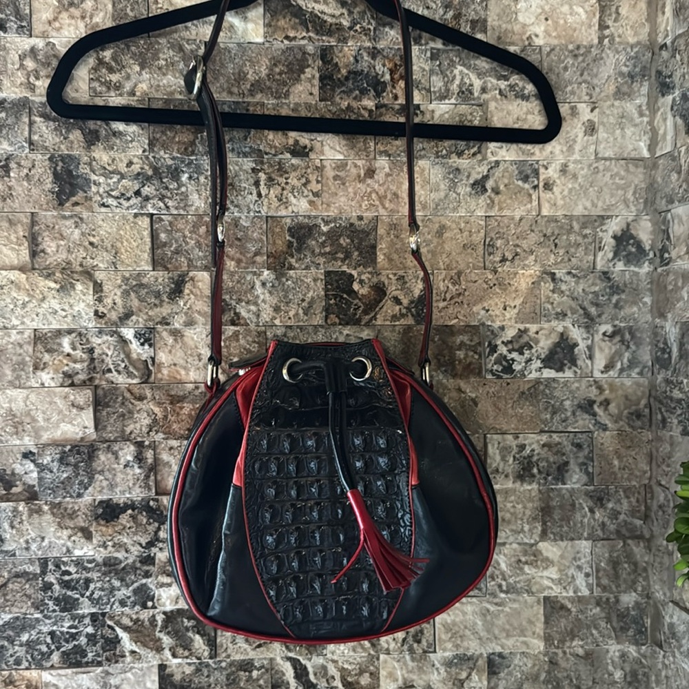 Black and red purse. New in bag from South Africa.
